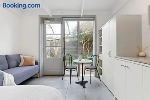 Image of Oceanic Apartment 6A