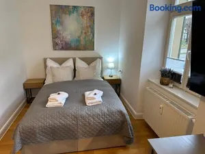 Image of BELLA - Business&Family Ap 12, 100m zum Konzerteingang Schloß, Parkplatz, SmartTV, Netflix, Waschmaschine, 24h Checkin, 36qm