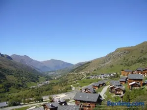 Image of Les Menuires skis aux pieds
