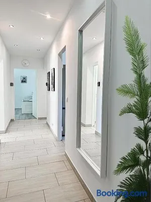 Image of Moderne 3-Zimmer-Ferienwohnung bei Frankfurt - frisch renoviert, zentral gelegen und perfekt für Familien und Business-Trips