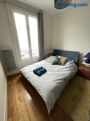 Image of Sunny, quiet 2-room apartment, 15th - Montparnasse