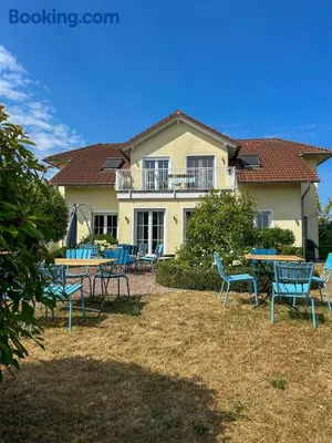 Image of Villa am Weinberg mit Garten großzügig und exklusiv