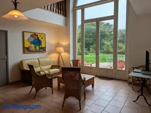 Image of Gîte calme en forêt, proche Gien, 3 chambres et 2 salles d'eau - FR-1-590-555