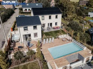 Image of MY House's - 3 maisons avec piscine commune et la maison pour 3 personnes max avec jacuzzi privé