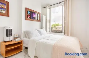 Image of Paris tourist Apartment, France