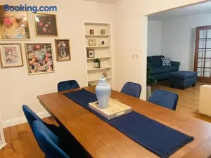 Image of 2 Edison bungalows