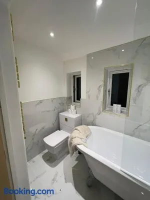Image of Newly renovated 3 Bed property - countryside views