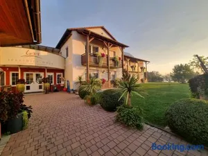 Image of Hotel-Restaurant Teuschler-Mogg Bad Waltersdorf inklusiv Genusscard