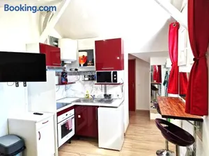 Image of 08 - Très joli studio tout équipé avec parking privatif gratuit, grand fourgon possible, tout le linge de maison est fourni