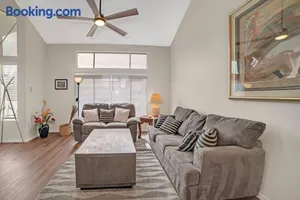 Image of Luxury modern home in Las Vegas