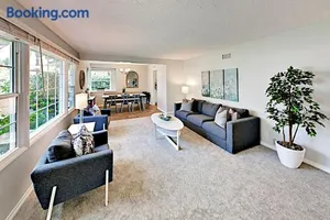 Image of Evening Oasis