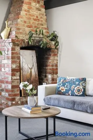 Image of Evies Cottage I Belmont Suites I regionalXscapes