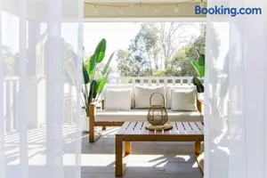 Image of Bright & Cosy 2 Bed, 2 Bath Apartment, With Pool