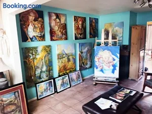 Image of Randy's Roost