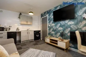 Image of Lovely Getaway Apartment: Two-Bedroom in Rotherham