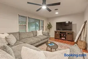 Image of Rustic Charm Owasso Retreat