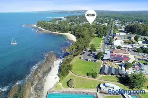Image of Huskisson Beach Holiday Villa by Experience Jervis Bay