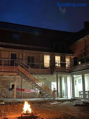 Image of Wohnen im Dreiseitenhof mit Galerieschlafzimmer