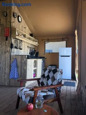 Image of De Hazelaarshof Luxe glampingtent bij natuurgebied De Millingerwaard