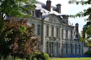 Image of Château de Contay Guesthouse - 1753