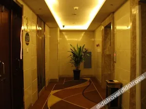 Image of Super 8 Hotel (Chengdu Lidu Road Weigang)