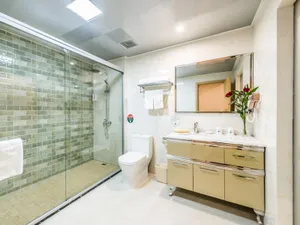 Image of GreenTree Inn  Wuxi Binhu District Datong Road Zhouxin  Hotel