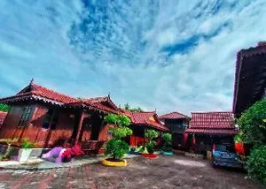 Image of MUOR VILLAGE HOTEL
