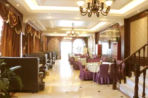 Image of Green Tree Inn Urumqi San'gong Metro Station Exit