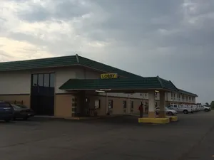 Image of Sunflower Inn & Suites