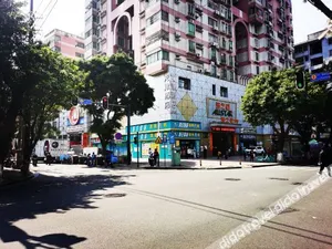 Image of Guangzhou Longjin Hotel (Ximenkou Subway Station, Shangxiajiu Pedestrian Street)