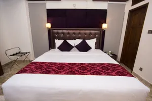 Image of Monsoon Inn