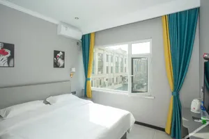 Image of Home Inn Huaxuan Hotel (Tianjin Zhongxin Ecological City Branch)