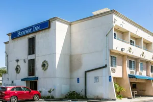 Image of Motel 6 Azusa, CA