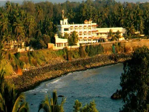 Image of Mascot Beach Resort