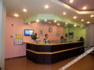 Image of Homeinn Selected Hotel (Pingliang Liuhu Park Greenland Plaza)