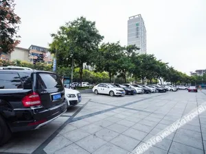Image of Jinling Holiday Hotel