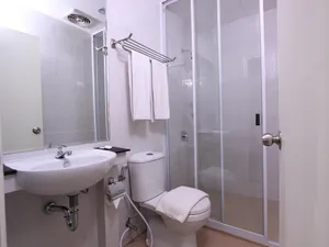 Image of Evan Hotel - Non Smoking