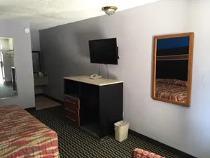 Image of Fulton Inn