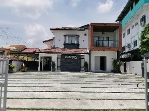 Image of Melody Whole Or Suite Room