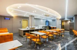 Image of EZZI Hotel (Shanghai Hongqiao Airport National Convention and Exhibition Center)