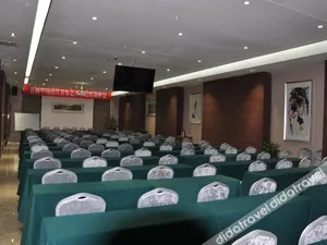 Image of Shenxiangtang Riverview Art Hotel (Suining Dingsheng International Wanda Plaza)