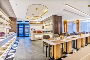 Image of Home Inn (Harbin Central Street Xinyang Road Airport Bus Station)