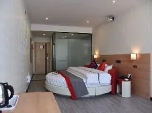 Image of Jun Hotel Shaanxi Ankang Hanbin District Tianyi City Plaza