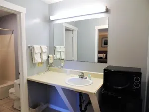 Image of Windsor Motel