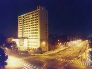 Image of Yun Hai Hotel (Ningbo Tianyi Square Railway Station Store)