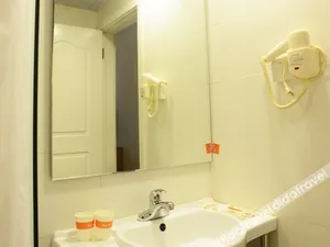 Image of Hanting Premium Hotel Youjia Shanghai Pudong Airport Chenyang Road