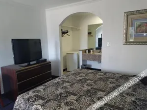 Image of Flamingo Inn
