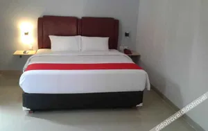 Image of MJ's Hotel