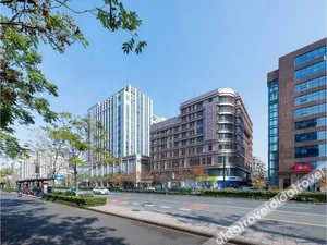 Image of Zprime Hotel (Hangzhou West Lake Yan'an Road Hubin)