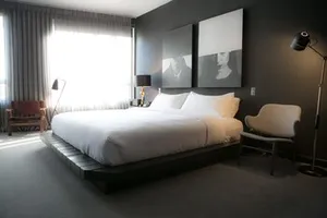 Image of Tuck Hotel